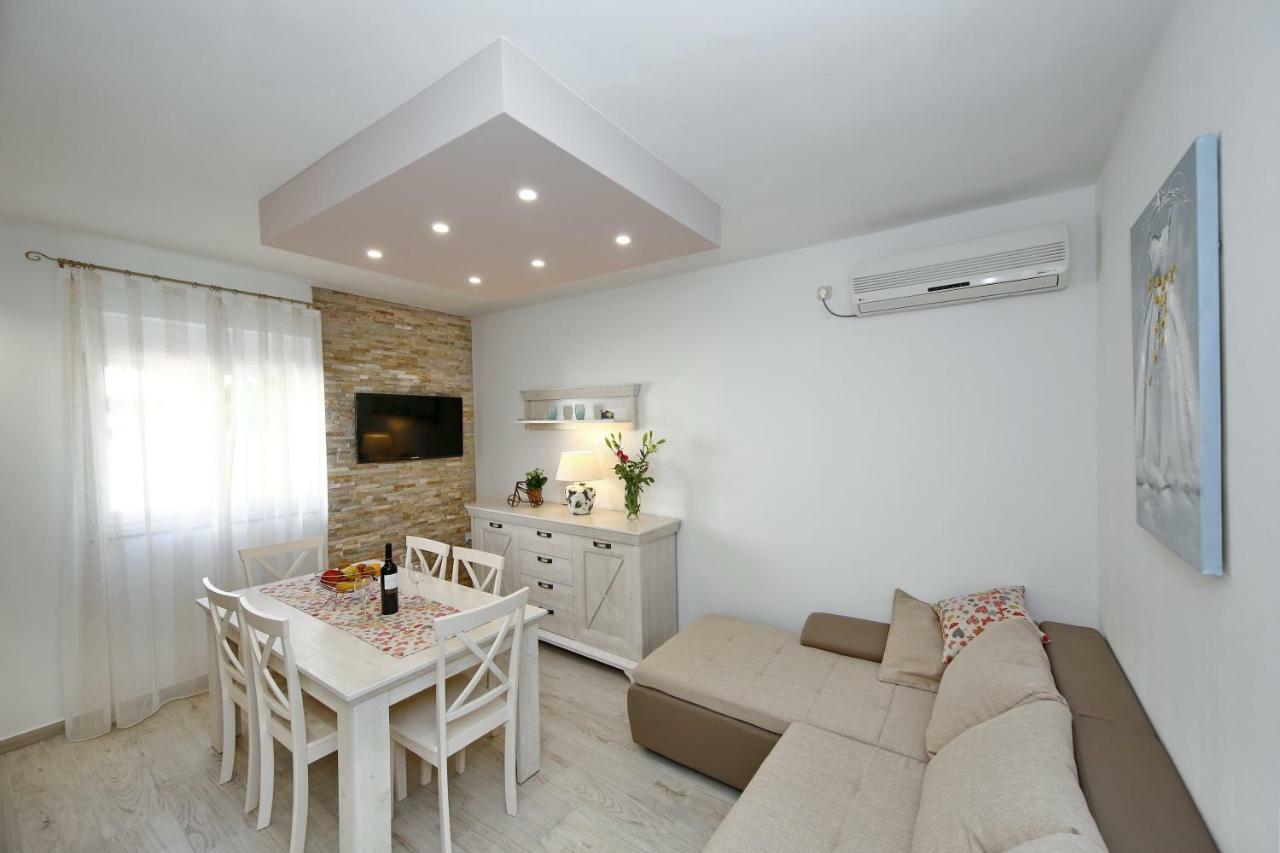 Apartment Nela Zadar Luaran gambar